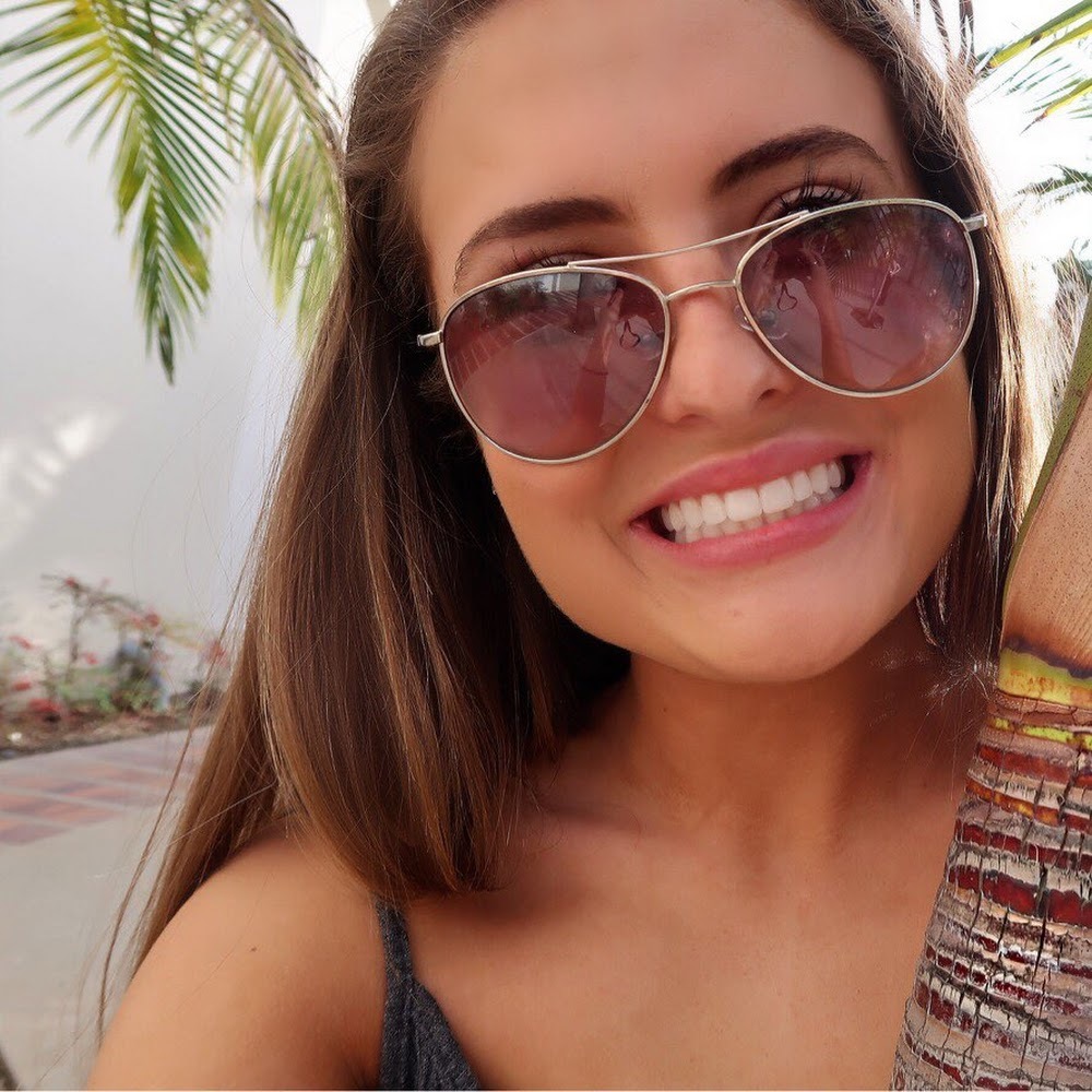 Meet your Posher, Vivian